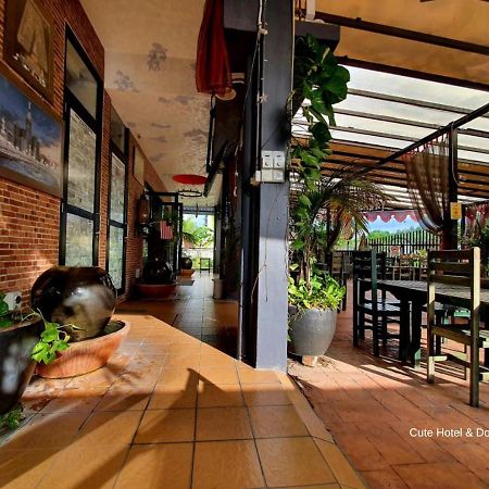 Cute Hotel & Dorms Ίπο Εξωτερικό φωτογραφία