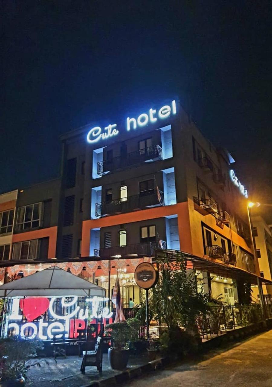 Cute Hotel & Dorms Ίπο Εξωτερικό φωτογραφία